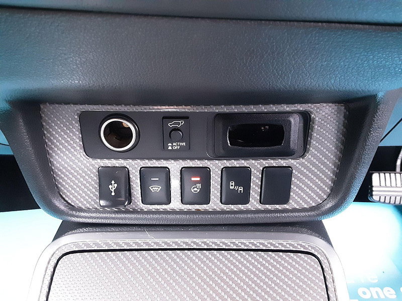 Mitsubishi Outlander 2.4h TwinMotor 13.8kWh 4h CVT 4WD Euro 6 (s/s) 5dr 5dr Automatic 2026