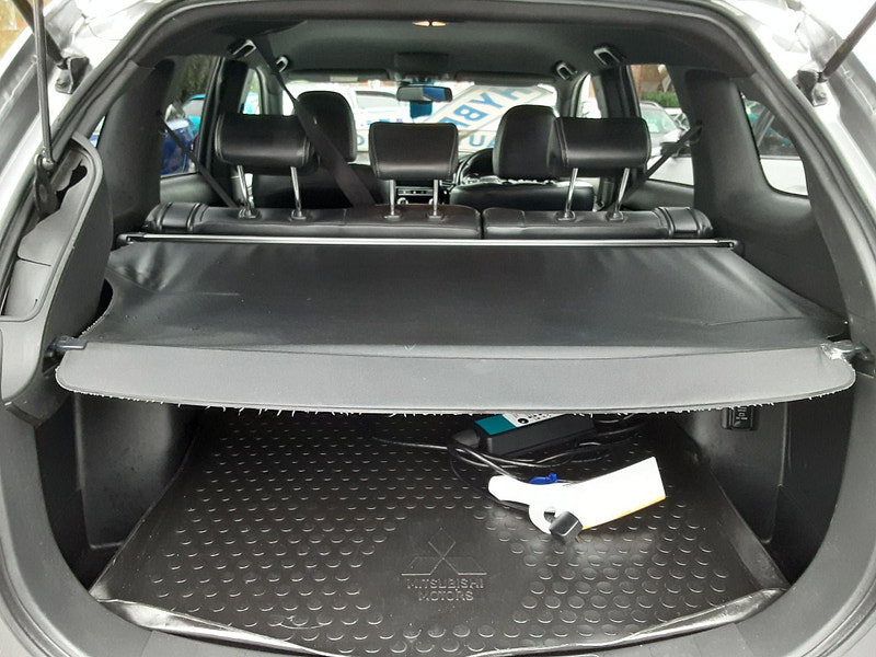 Mitsubishi Outlander 2.4h TwinMotor 13.8kWh 4h CVT 4WD Euro 6 (s/s) 5dr 5dr Automatic 2026