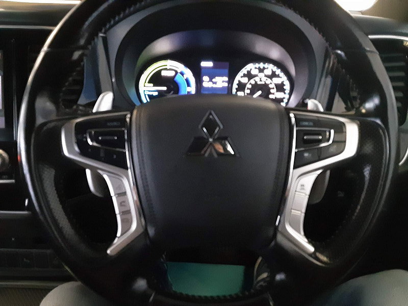 Mitsubishi Outlander 2.4h TwinMotor 13.8kWh Dynamic Safety CVT 4WD Euro 6 (s/s) 5dr 5dr Automatic 2026