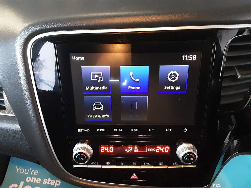 Mitsubishi Outlander 2.4h TwinMotor 13.8kWh Dynamic Safety CVT 4WD Euro 6 (s/s) 5dr 5dr Automatic 2026