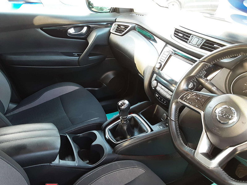 Nissan Qashqai 1.3 Qashqai Acenta Premium DiG-T 5dr 5dr Manual 2026