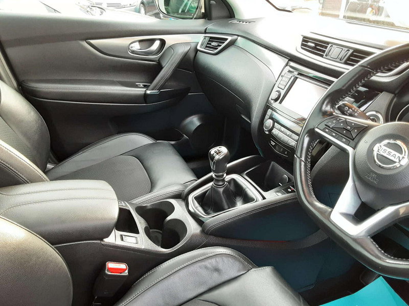 Nissan Qashqai 1.5 dCi N-Connecta Euro 6 (s/s) 5dr 5dr Manual 2026