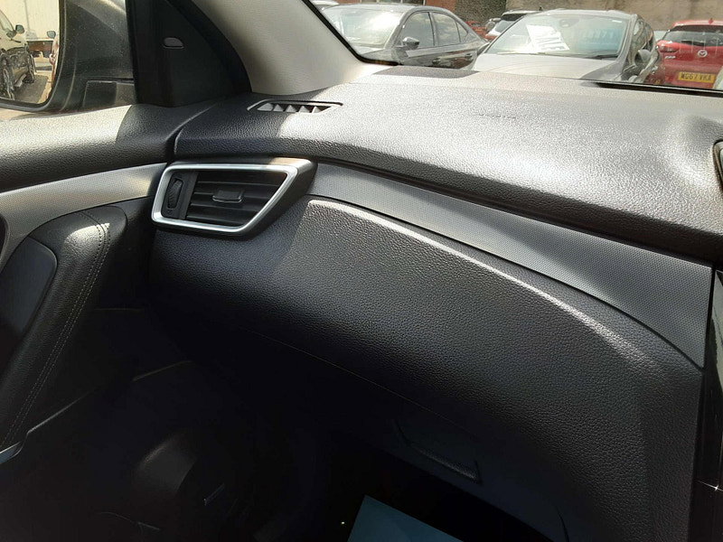Nissan Qashqai 1.5 Qashqai Tekna dCi 5dr 5dr Manual 2026