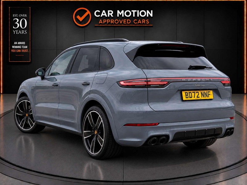 Porsche Cayenne 3.0 Cayenne V6 Platinum Edition E-Hybrid A 4WD 5dr 5dr Automatic 2026