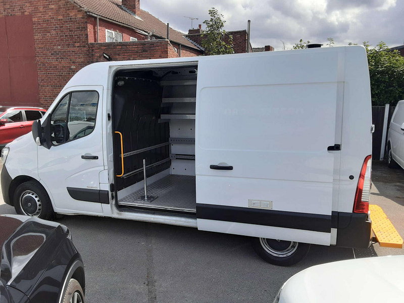 Renault Master 2.3 Master MM35 Business DCI 2dr Manual 2026