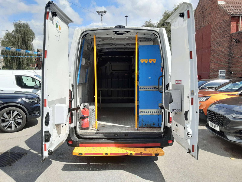 Renault Master 2.3 Master MM35 Business DCI 2dr Manual 2026