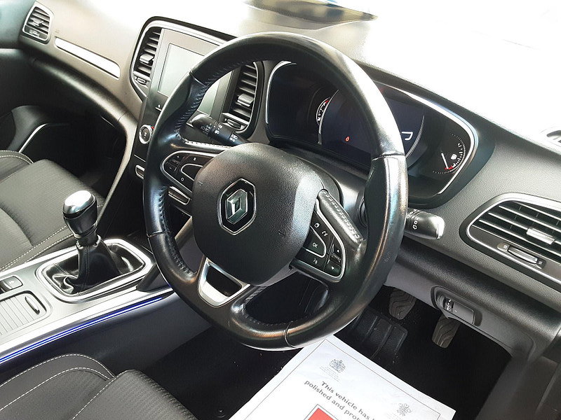 Renault Megane 1.5 Blue dCi Iconic Sport Tourer Euro 6 (s/s) 5dr 5dr Manual 2026