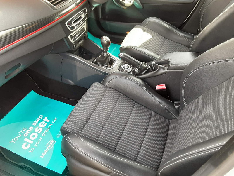 Renault Megane 1.5 dCi ENERGY GT Line TomTom Euro 5 (s/s) 5dr 5dr Manual 2026