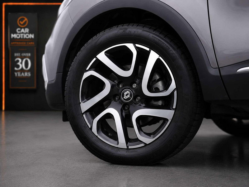 Renault Captur 0.9 Captur Iconic TCe 5dr 5dr Manual 2026