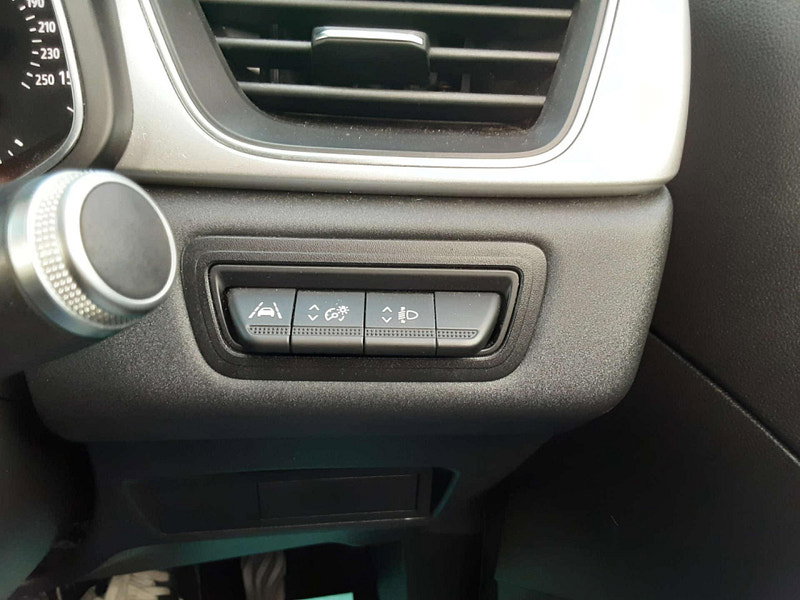 Renault Captur 1.5 Captur Iconic dCi 5dr 5dr Manual 2026