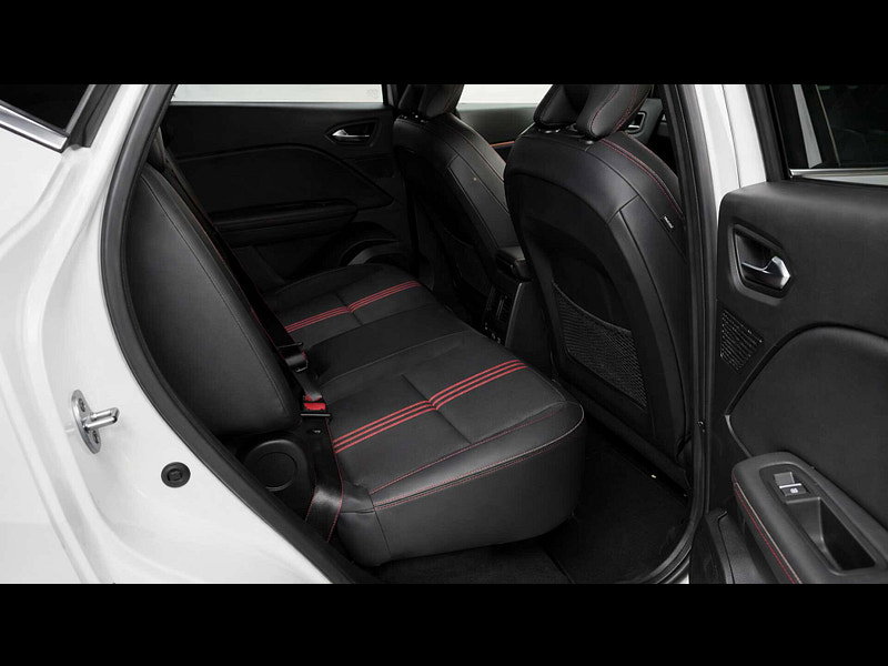Renault Captur 1.6 Captur RS Line E-Tech PHEV Auto 5dr 5dr Automatic 2026