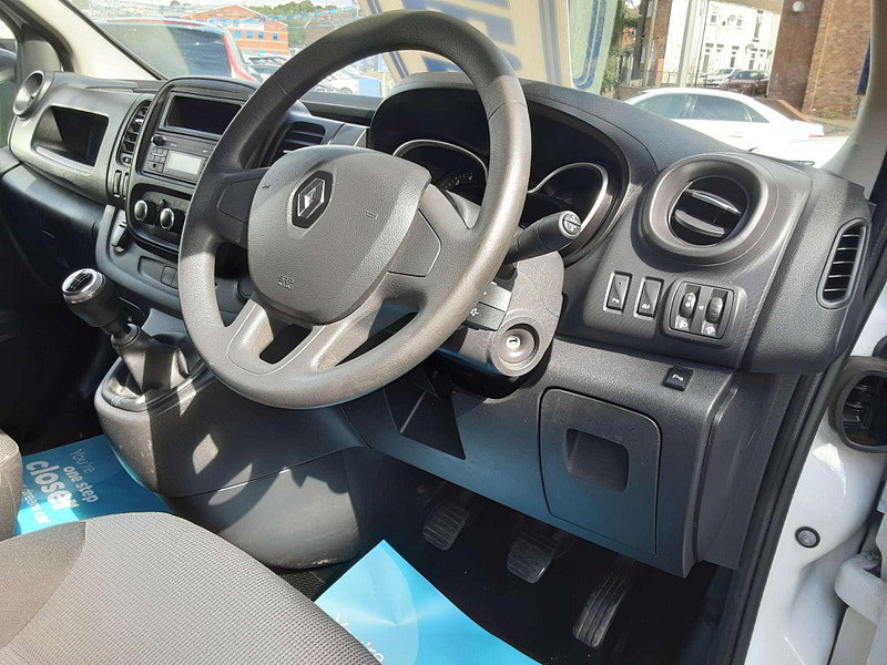 Renault Trafic 2.0 Trafic LL30 Business Energy dCi 2dr Manual 2026