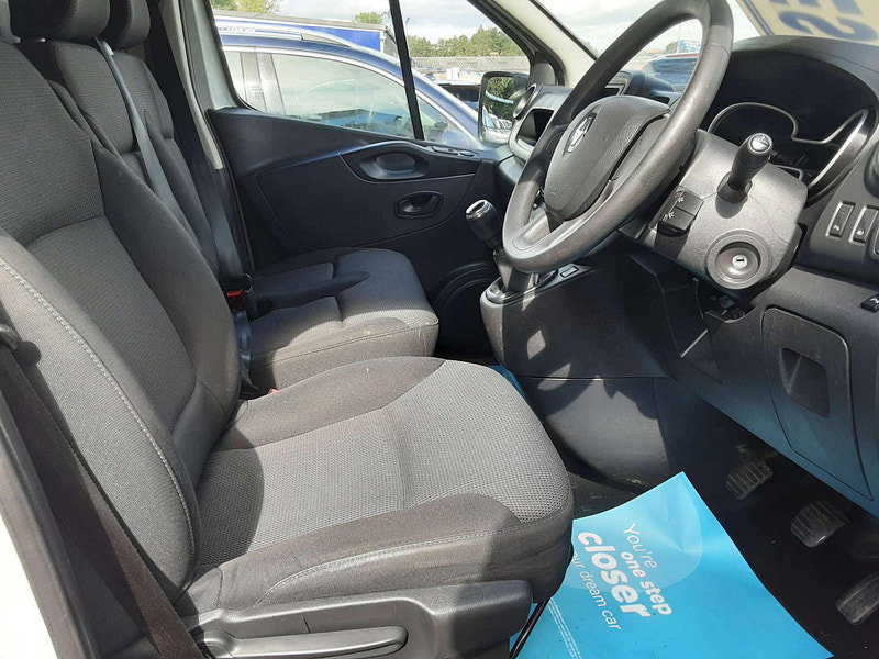 Renault Trafic 2.0 Trafic LL30 Business Energy dCi 2dr Manual 2026