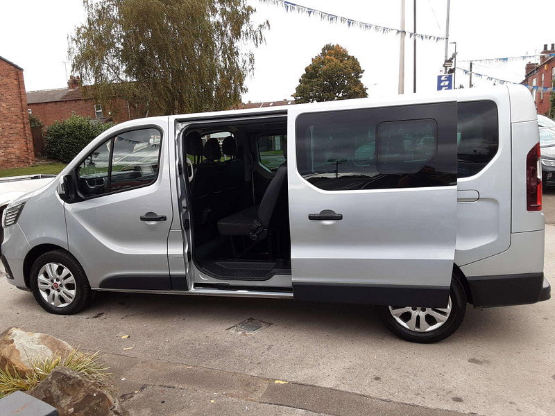 Renault Trafic 2.0 Trafic LL30 Sport Blue DCI 5dr 5dr Manual 2026