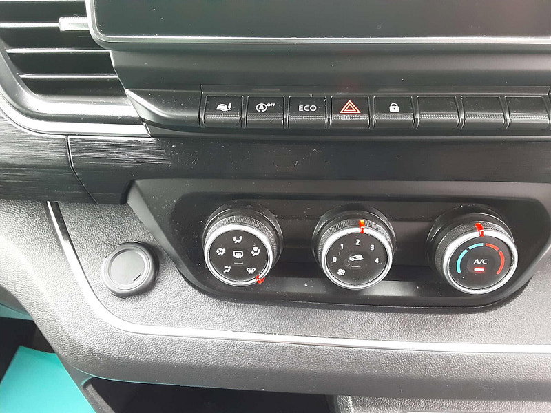 Renault Trafic 2.0 Trafic LL30 Sport Blue DCI 5dr 5dr Manual 2026