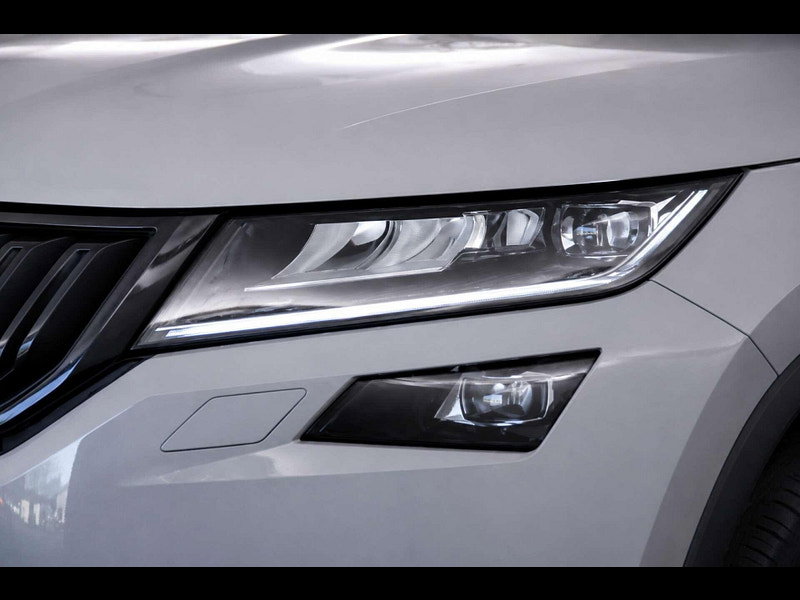 Skoda Kodiaq 2.0 Kodiaq Sportline TDI SCR 4x4 Semi-Auto 4WD 5dr 5dr Automatic 2026