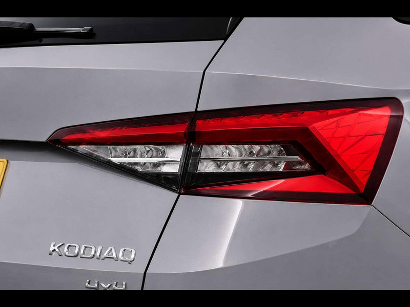 Skoda Kodiaq 2.0 Kodiaq Sportline TDI SCR 4x4 Semi-Auto 4WD 5dr 5dr Automatic 2026