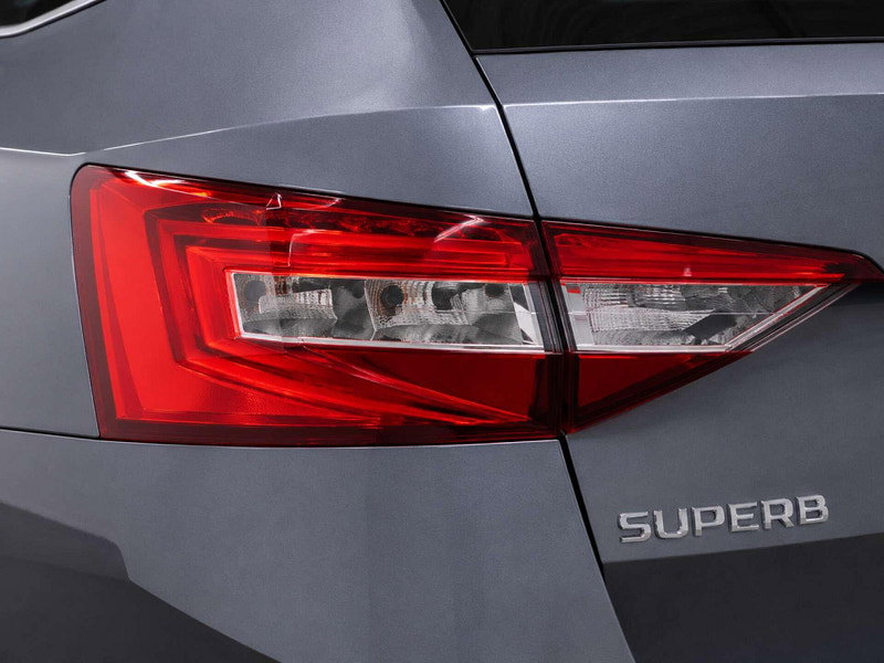 Skoda Superb 1.4 Superb SE Technology iV PHEV S-A 5dr 5dr Automatic 2026