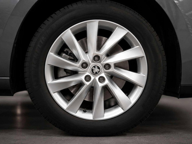 Skoda Superb 1.4 Superb SE Technology iV PHEV S-A 5dr 5dr Automatic 2026