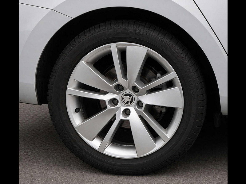 Skoda Superb 2.0 Superb SE L TDI 5dr 5dr Manual 2026