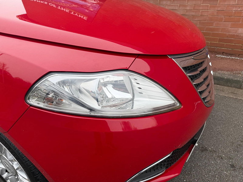 Chrysler Ypsilon 1.2 SE Euro 5 (s/s) 5dr