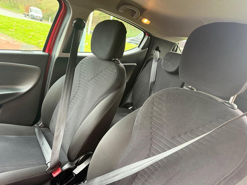 Chrysler Ypsilon 1.2 SE Euro 5 (s/s) 5dr