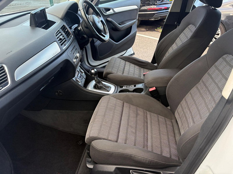 Audi Q3 2.0 TDI SE S Tronic quattro Euro 5 (s/s) 5dr