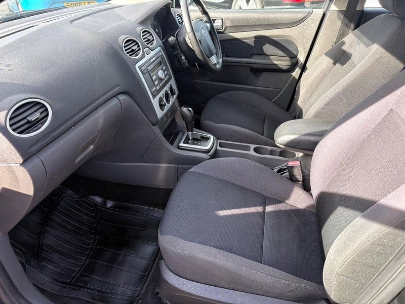 Ford Focus 2.0 Zetec Climate 5dr