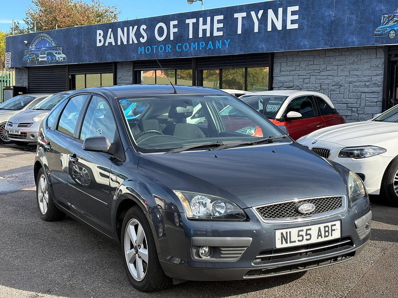 Ford Focus 2.0 Zetec Climate 5dr