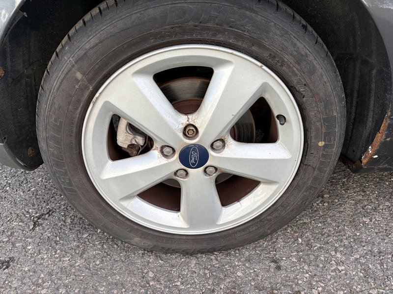 Ford Focus 2.0 Zetec Climate 5dr