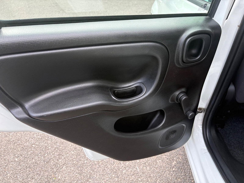 Fiat Panda 0.9 TwinAir Easy Dualogic Euro 5 (s/s) 5dr
