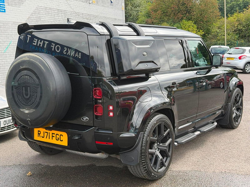 Land Rover DEFENDER 110 3.0 D250 MHEV X-Dynamic SE Auto 4WD Euro 6 (s/s) 5dr