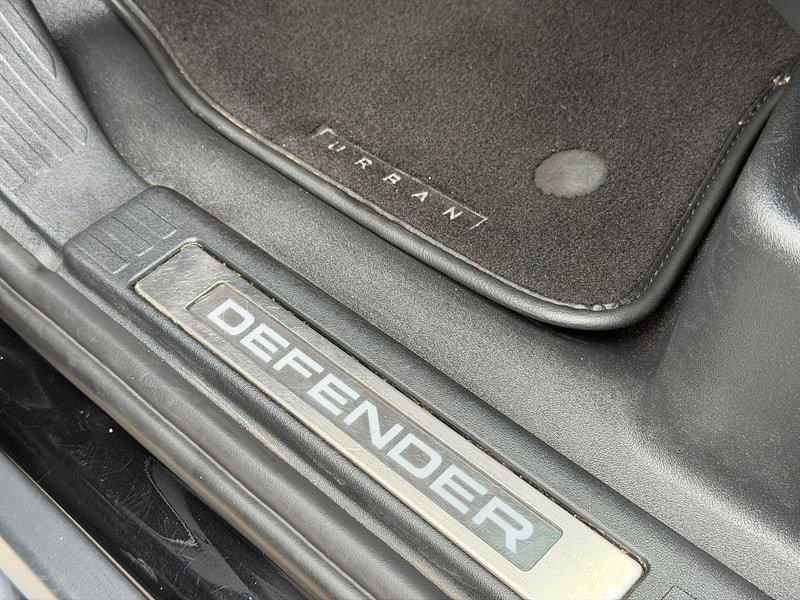 Land Rover DEFENDER 110 3.0 D250 MHEV X-Dynamic SE Auto 4WD Euro 6 (s/s) 5dr
