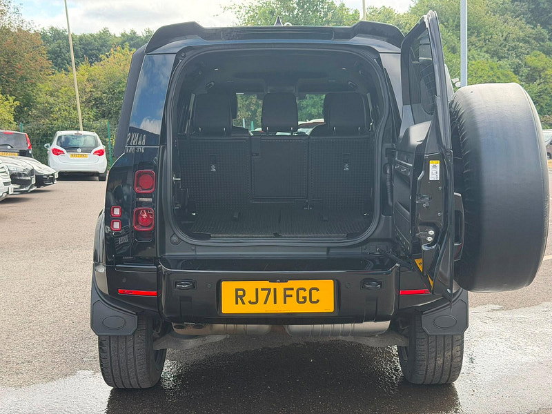 Land Rover DEFENDER 110 3.0 D250 MHEV X-Dynamic SE Auto 4WD Euro 6 (s/s) 5dr