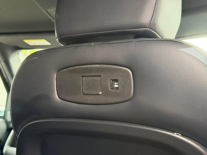 Land Rover DEFENDER 110 3.0 D250 MHEV X-Dynamic SE Auto 4WD Euro 6 (s/s) 5dr