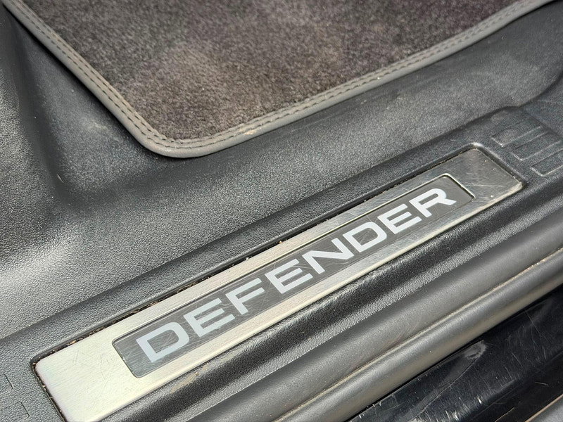 Land Rover DEFENDER 110 3.0 D250 MHEV X-Dynamic SE Auto 4WD Euro 6 (s/s) 5dr