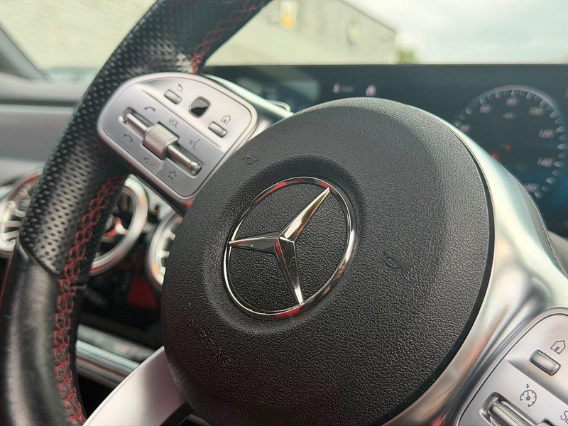 Mercedes-Benz CLA 2.0 CLA220d AMG Line (Premium Plus 2) Coupe 8G-DCT Euro 6 (s/s) 4dr