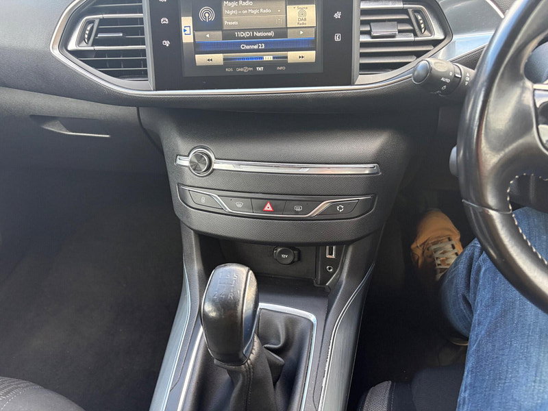 Peugeot 308 1.2 PureTech Sportium Euro 6 (s/s) 5dr