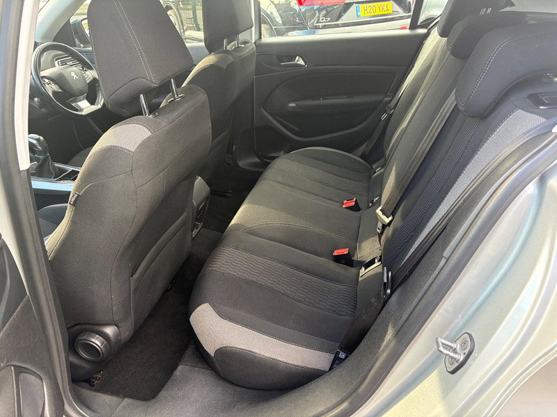 Peugeot 308 1.2 PureTech Sportium Euro 6 (s/s) 5dr