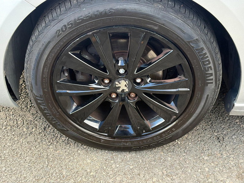 Peugeot 308 1.2 PureTech Sportium Euro 6 (s/s) 5dr