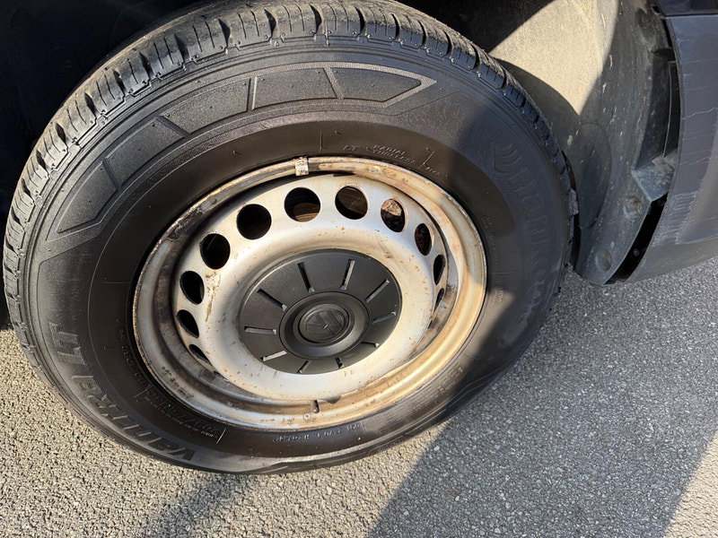 Volkswagen Crafter 2.0 TDI CR35 BlueMotion Tech Startline Dropside 2dr Diesel Auto FWD MWB Euro 6 (s/s) (ETG) (140 ps)