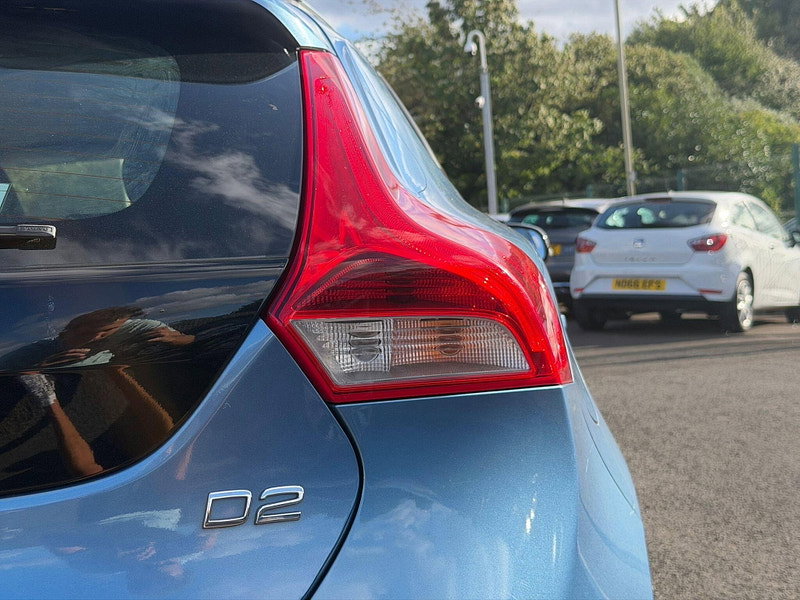 Volvo V40 Cross Country 2.0 D2 SE Euro 6 (s/s) 5dr