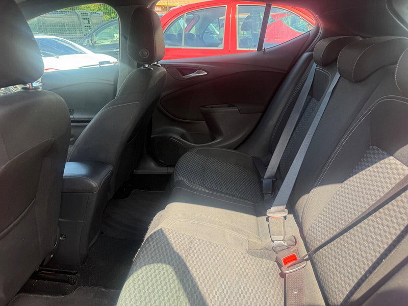 Vauxhall Astra 1.4i Turbo SRi Nav Euro 6 5dr