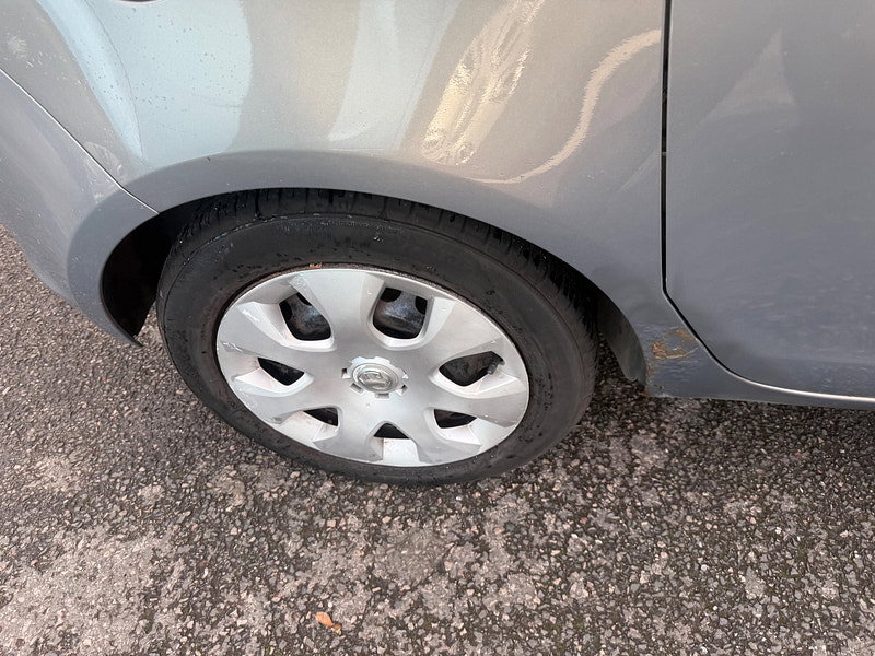 Vauxhall Meriva 1.7 CDTi Exclusiv MPV 5dr Diesel Auto Euro 5 (110 ps)
