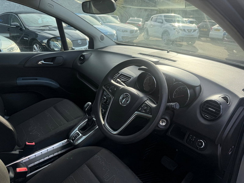Vauxhall Meriva 1.7 CDTi Exclusiv MPV 5dr Diesel Auto Euro 5 (110 ps)