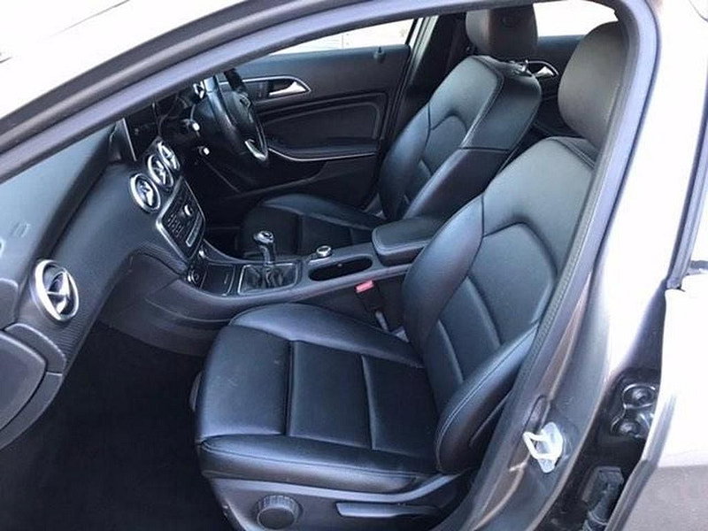 Mercedes-Benz A-CLASS 1.5L A 180 D SPORT Hatchback 5dr Diesel Manual Euro 6 (107 bhp)