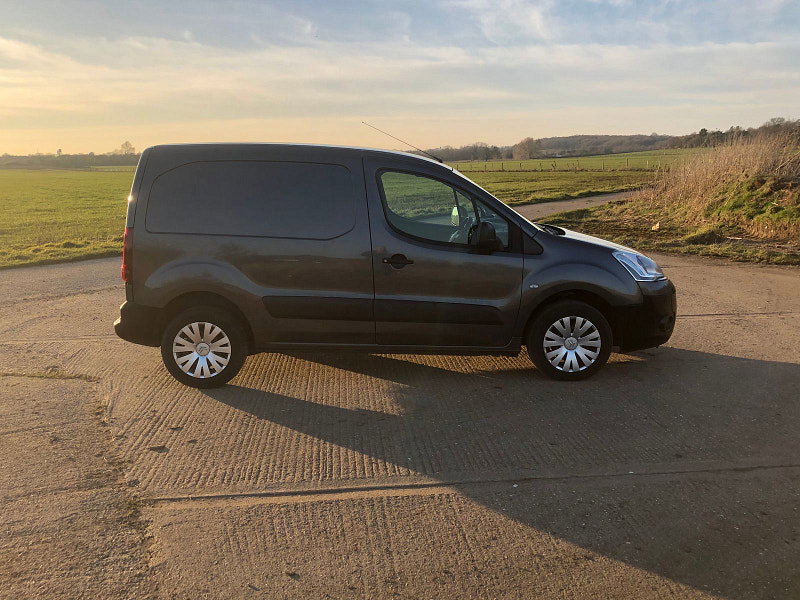 Citroen Berlingo 1.6L 850 ENTERPRISE L1 HDI Diesel Manual Euro 5 (89 bhp)