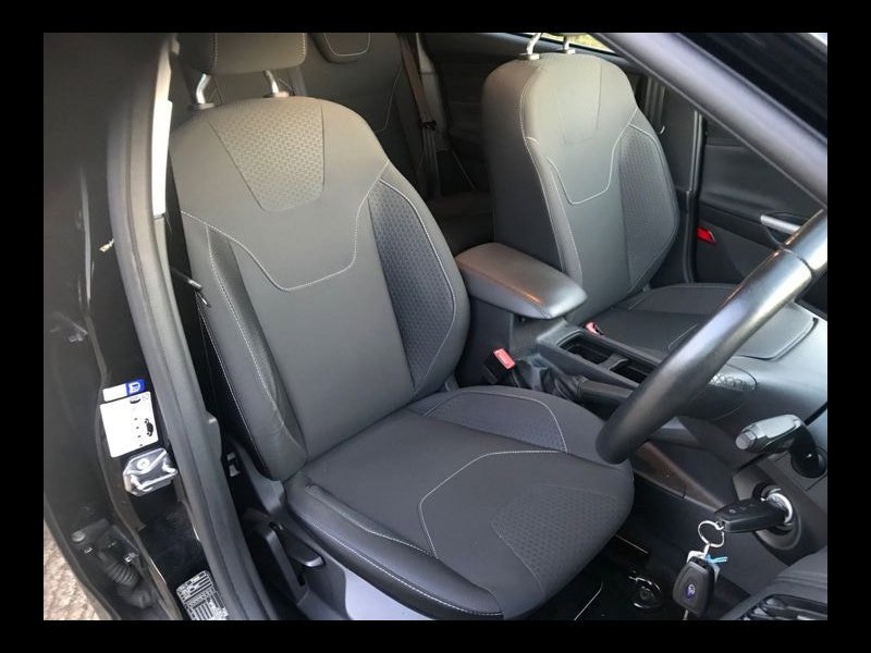 Ford Focus ZETEC EDITION 1.5 TDCI
