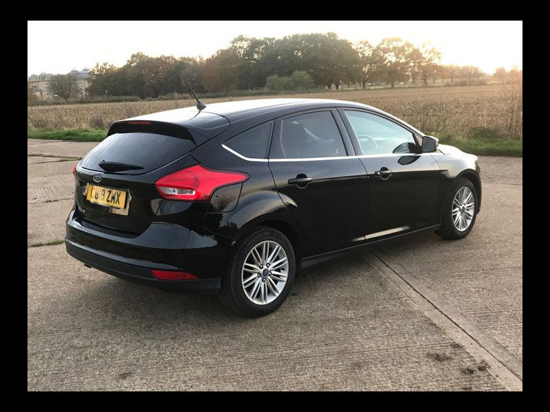 Ford Focus ZETEC EDITION 1.5 TDCI