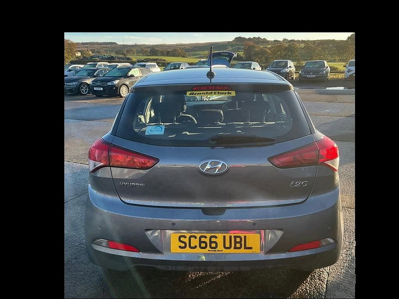 Hyundai I20 1.2 SE Hatchback 5dr Petrol Manual Euro 6 (84 ps)